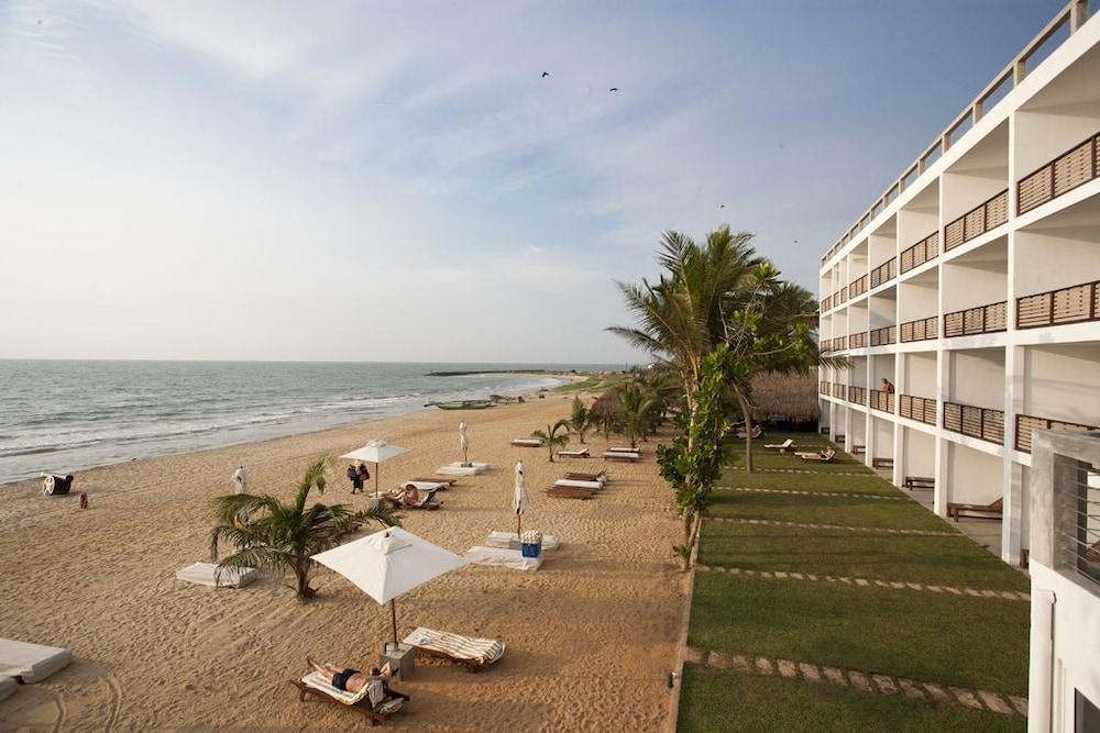 Jetwing Sea Hotel Negombo Exterior photo