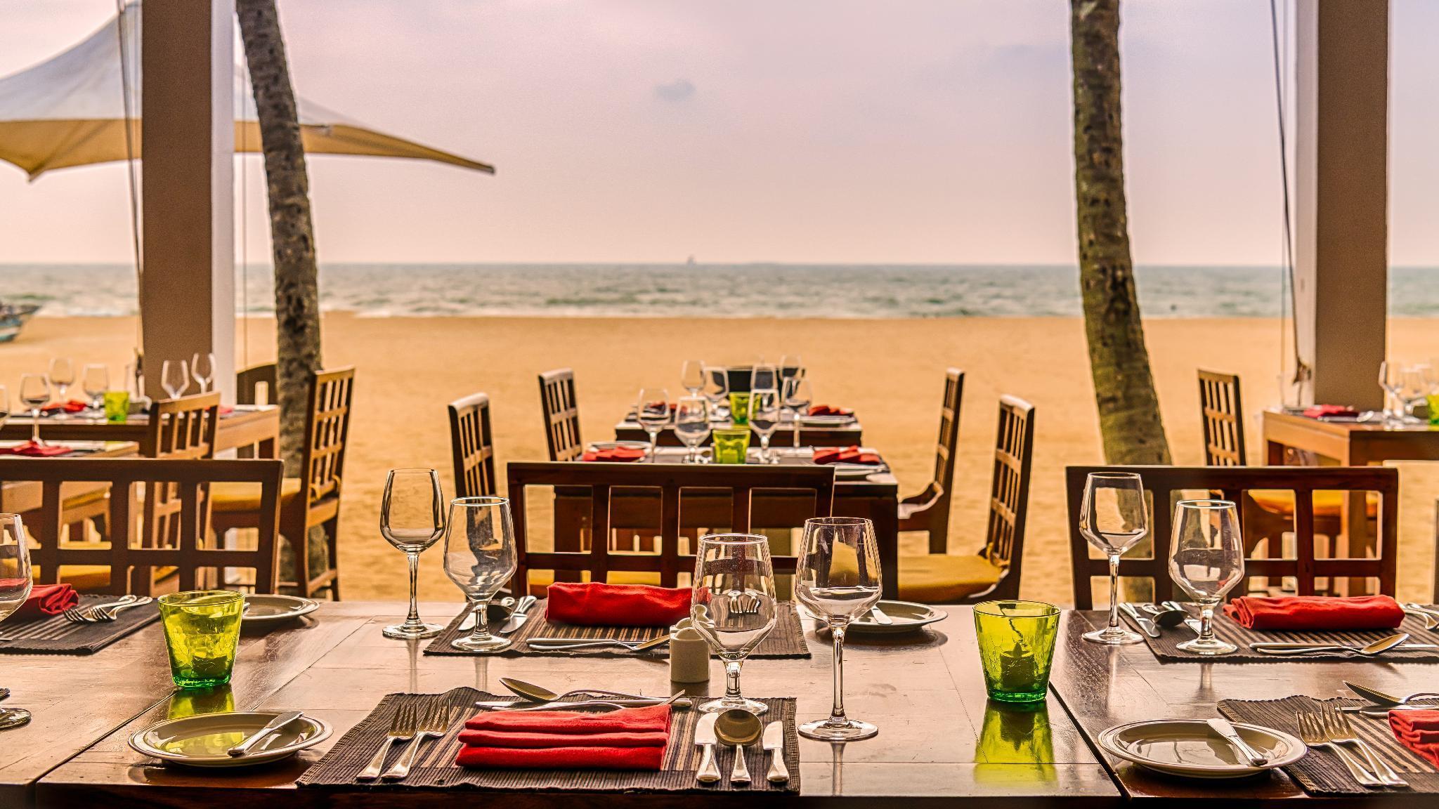 Jetwing Sea Hotel Negombo Exterior photo